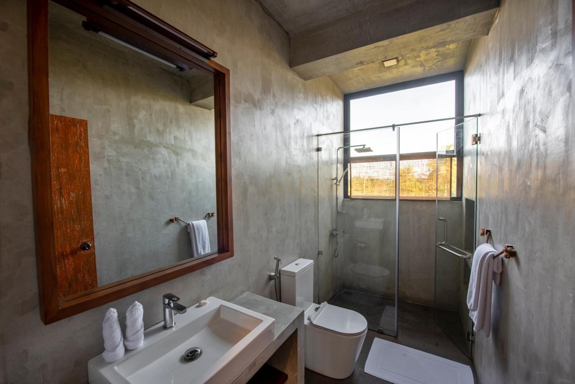 White Moon Resort Gampaha Zewnętrze zdjęcie